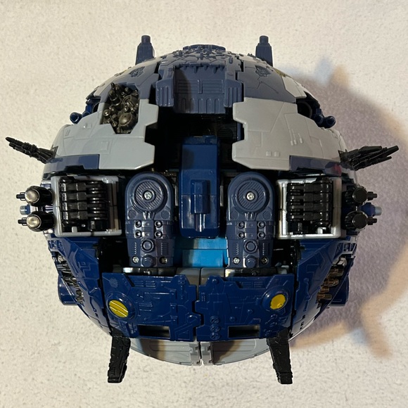 Transformers Supreme Class Cybertron Primus Unicron Action Figure. Incomplete. - Picture 4 of 13